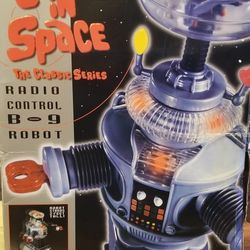 LOST IN SPACE 2FT TRENDMASTER B9 ROBOT