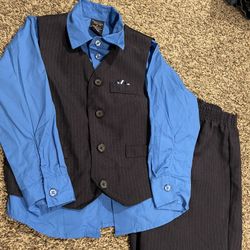 Boys Sz 6 Nautica 3 Piece Suit @ $10