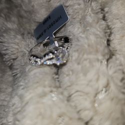 1.32 CT Mossanite Engaement Ring