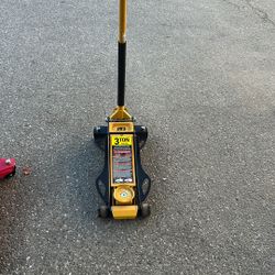 Cat Low Profile Jack 3 Tons
