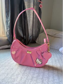 Hello kitty purse