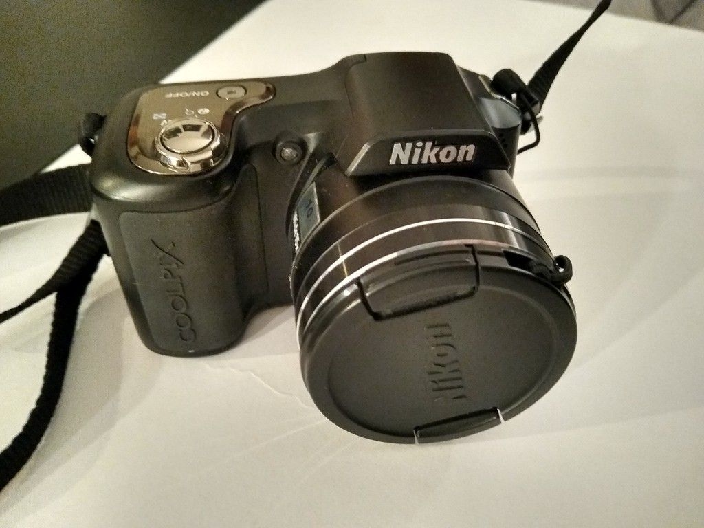 The Nikon Coolpix L100 with Carrying Case Like New Condition