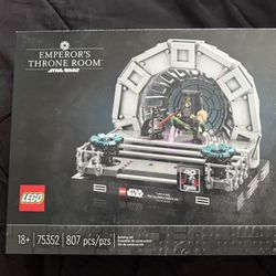 75352 Emperor’s Throne Room Diorama (sealed)