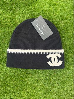 (Black and White) CC knit Beanie Women/Men