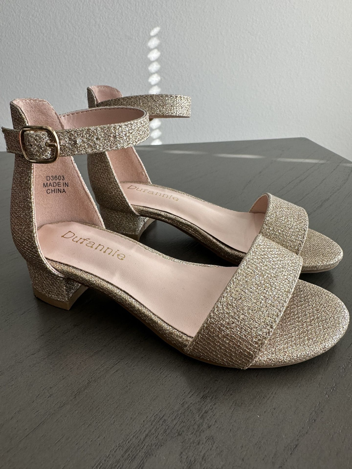 Girl Sandals size 10T