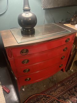 Drexel 4 Drawer Dresser 