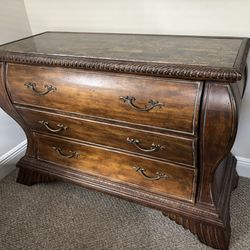 Chest Dresser / Entry Table