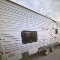 2014 ASPEN TRAIL 24FT  Bunkhouse 