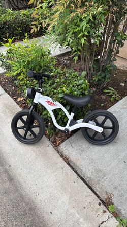 Toddler balance bike