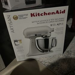 Brand New Kitchen Aid Mixer