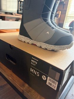 Snowboarding Boots