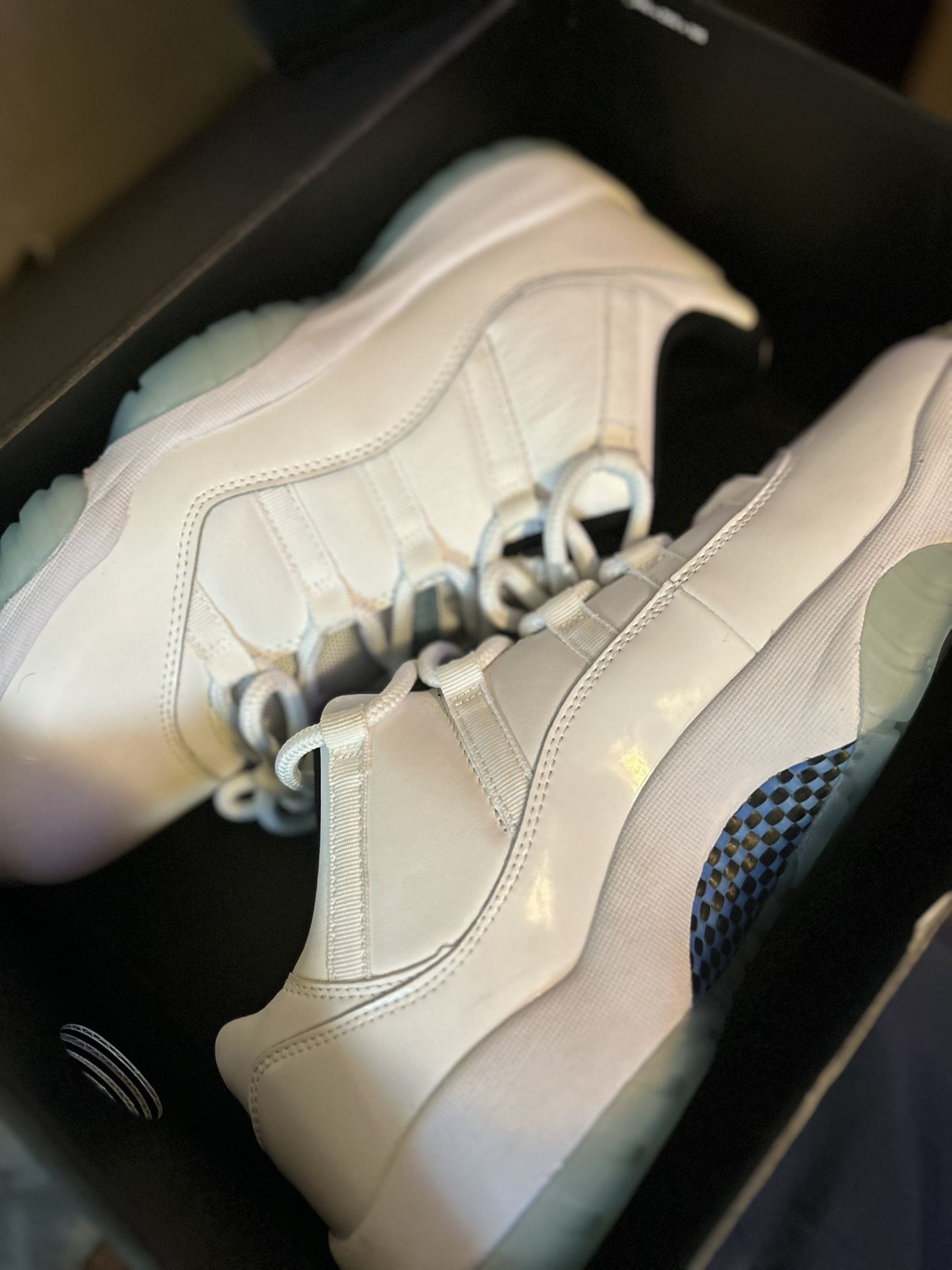 Recently Dropped Air Jordan 11 Low 90 Bucks