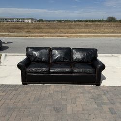 🛋️Top Grain Leather Couch - Delivery Available