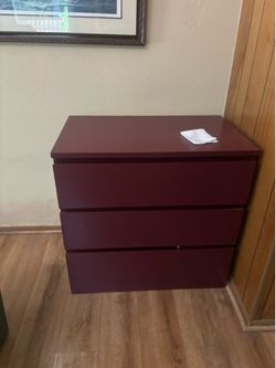 3 drawer dresser - Burgundy