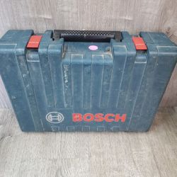 BOSCH ROTARY HAMMER WITH HARD CASE