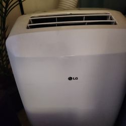 LG Portable Air Conditioner- Moving Sale 