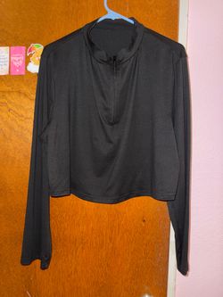 Black workout long sleeve crop top, size 3x