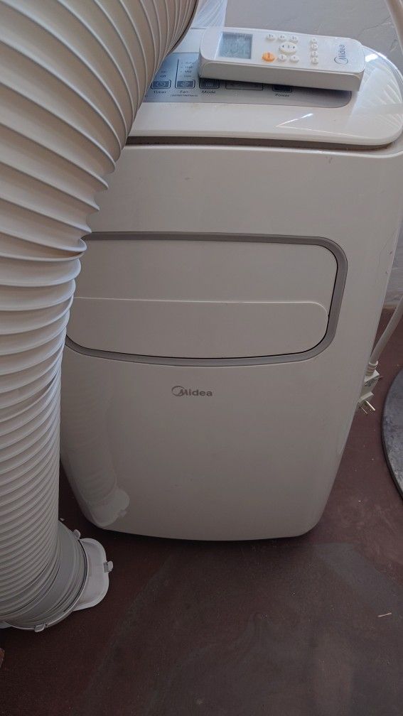 Midea 10,000 BTU Portable AC Unit & Heater!