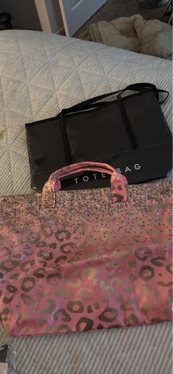 Tote bags
