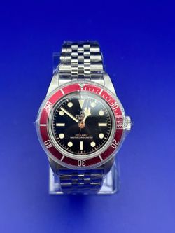 Tudor Black Bay 41mm Burgundy Bezel