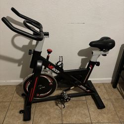 VIGBODY Exercise Bike 