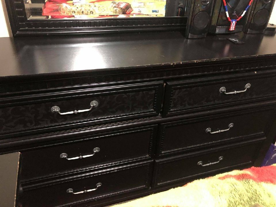 Queen Bedroom set
