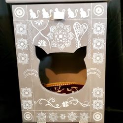 Funky Cat Bed Cheshire Cat