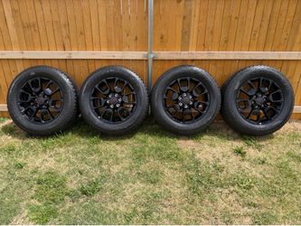 NISSAN ARMADA WHEELS AND TIRES
