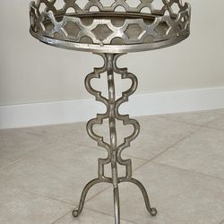 28”H Silver Quatrefoil Design Accent Side Table