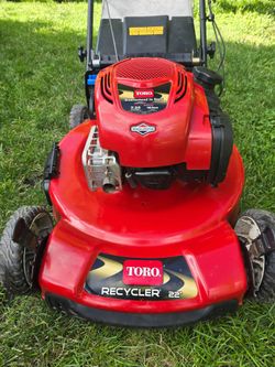 22" Toro Recycler RWD personal pace lawnmower