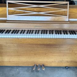 Acrosonic Piano (Baldwin)