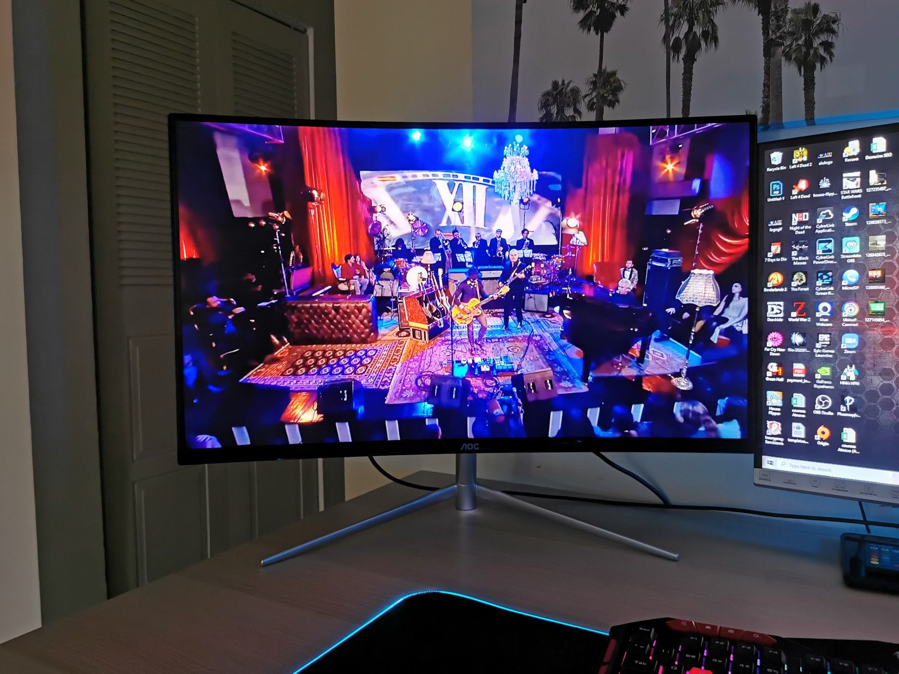 Aoc 32 Inch curved computer monitor