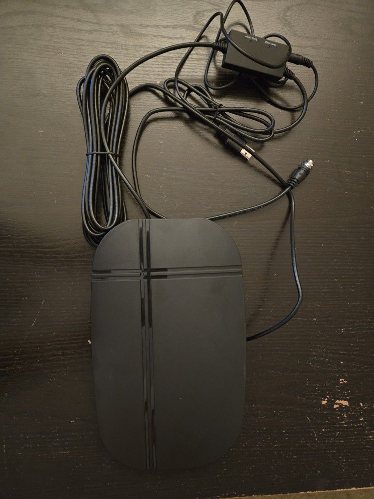TV Antenna w/ built in amplifier