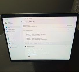 MINT Surface Pro 11 Intel Ultra 7 268V 32GB ALSO LOOKING TO TRADE
