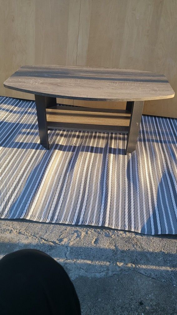 Modern Style Coffee Table