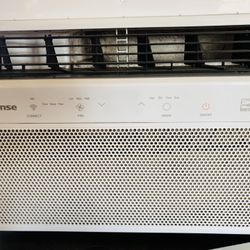 Window Air Conditioner - Hisense 350 sq ft 
