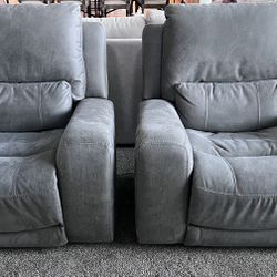 Set Of 2 power Reclining Chairs - Living spaces