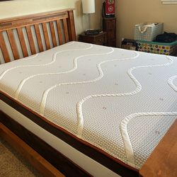 Queen bed frame, box spring and mattress