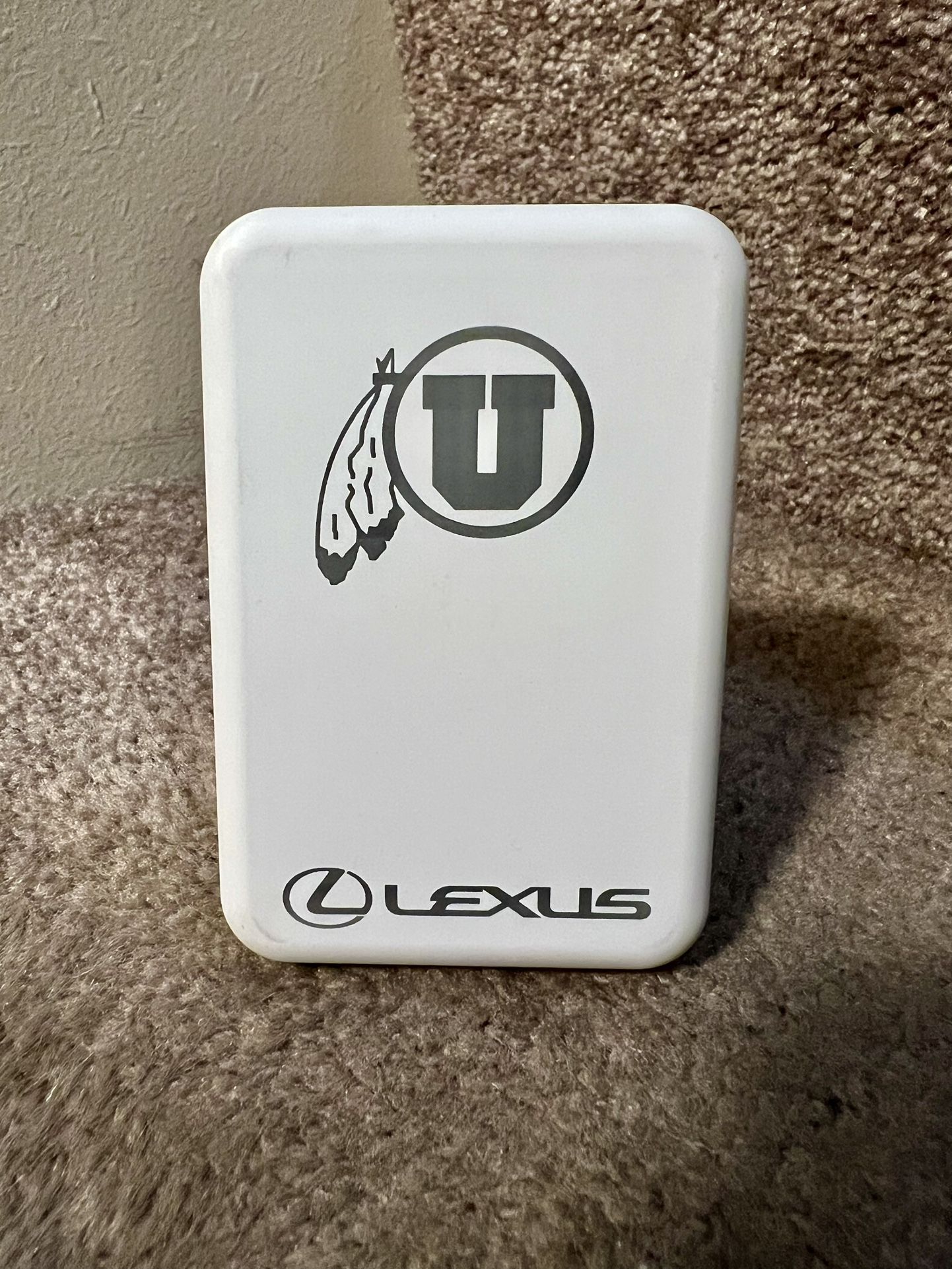 Magnetic Wireless Power Bank