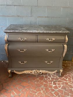 Vintage chest