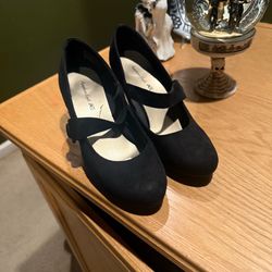 Women’s shoes