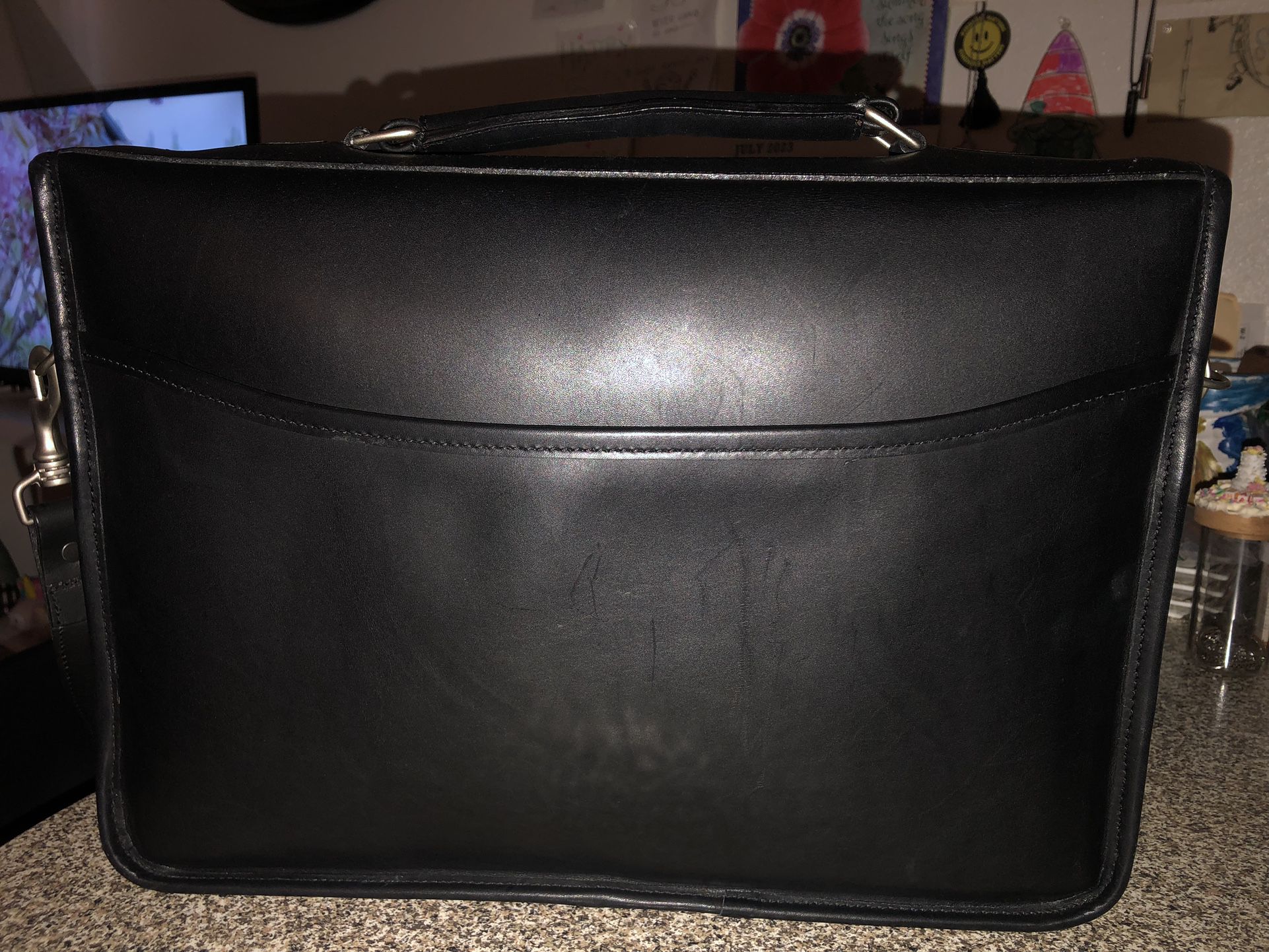 Franklin Covey Brown leather Briefcase organizer bag for Sale in New York,  NY - OfferUp