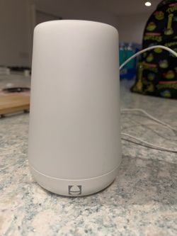 Hatch sleep light and sound machine