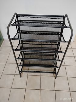 Fruit/vegetable/produce stand