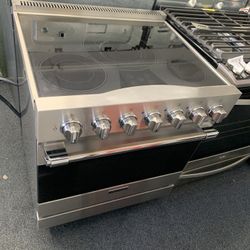 Viking 30” Electric Range 