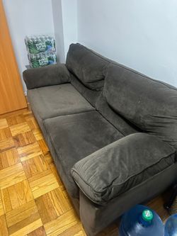 Raymour and Flanagan sofa bed