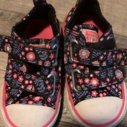 Toddler Converse Girl Shoes Size 5 $5