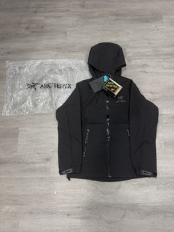 Black Arc'teryx Beta AR Jacket