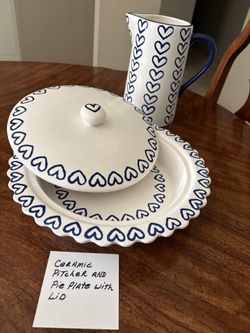 Country Decor/serving Items
