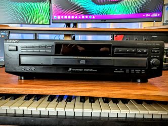 Sony cdp ce235 - 5 Disc Cd Player